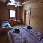 Vo Dvore Dovolenkový dom Osturna