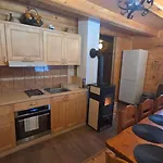 Chalet Vo Dvore *