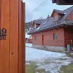 Vo Dvore