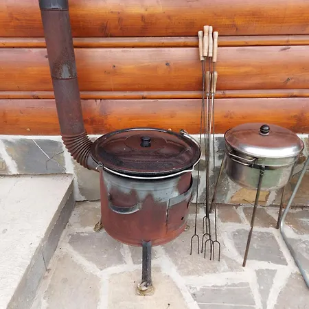 Vo Dvore Hébergement de vacances *