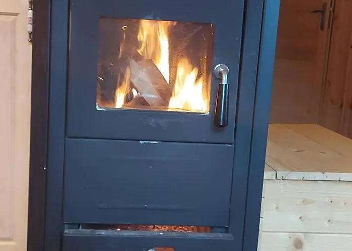 Vo Dvore בית נופש *